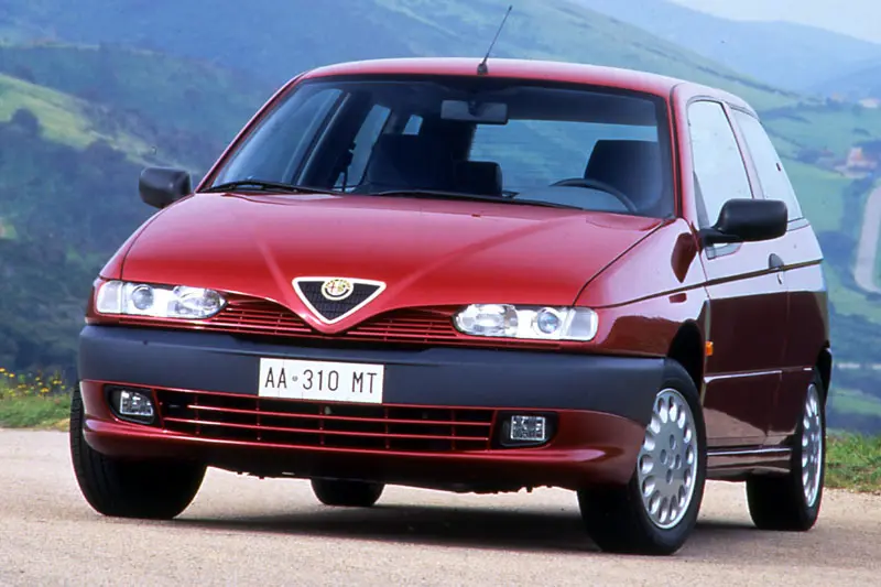 Alfa Romeo 145 145 1.4 TwinSpark 0