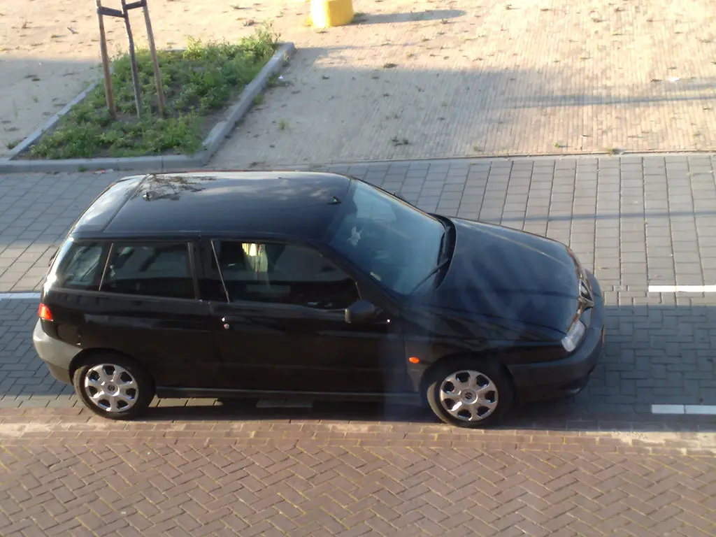 Alfa Romeo 145 145 1.6 TwinSpark 3