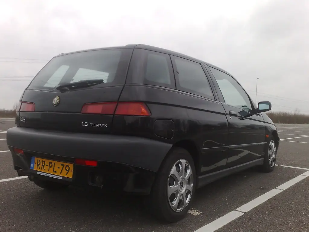 Alfa Romeo 145 145 1.6 TwinSpark 3