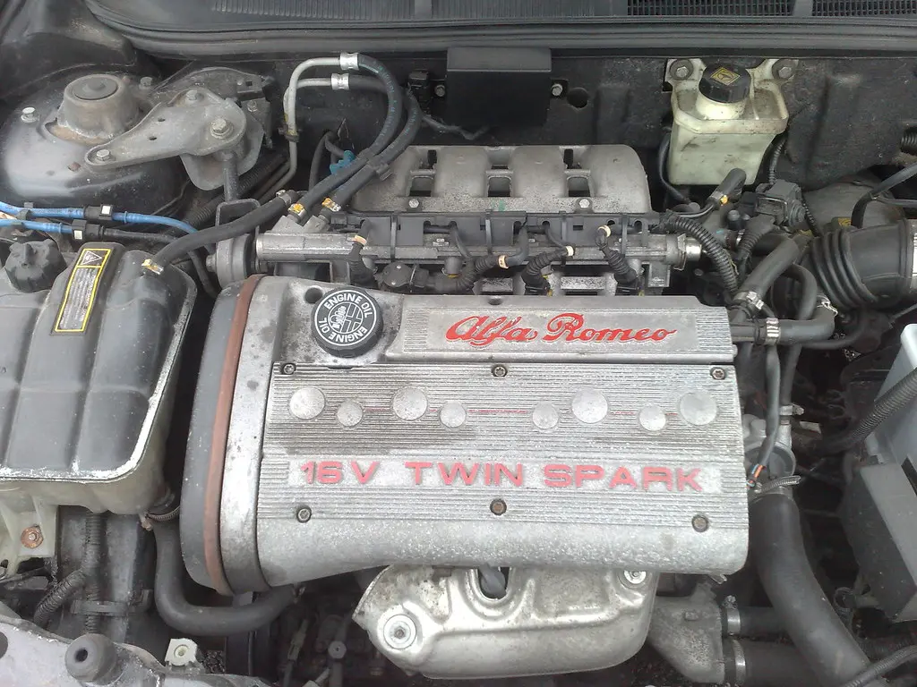 Alfa Romeo 145 145 1.6 TwinSpark 5