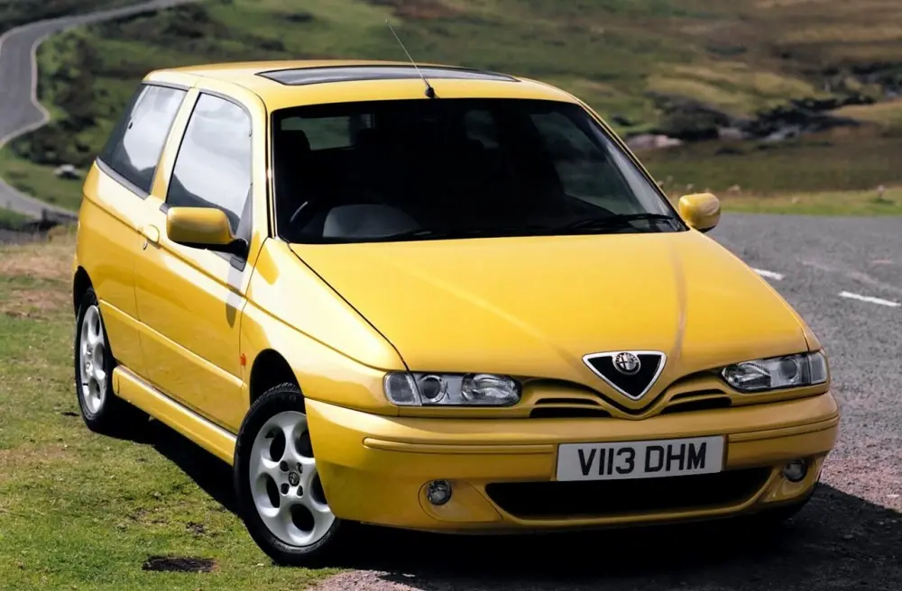 Alfa Romeo 145 145 1.6 TwinSpark Sportivo 3