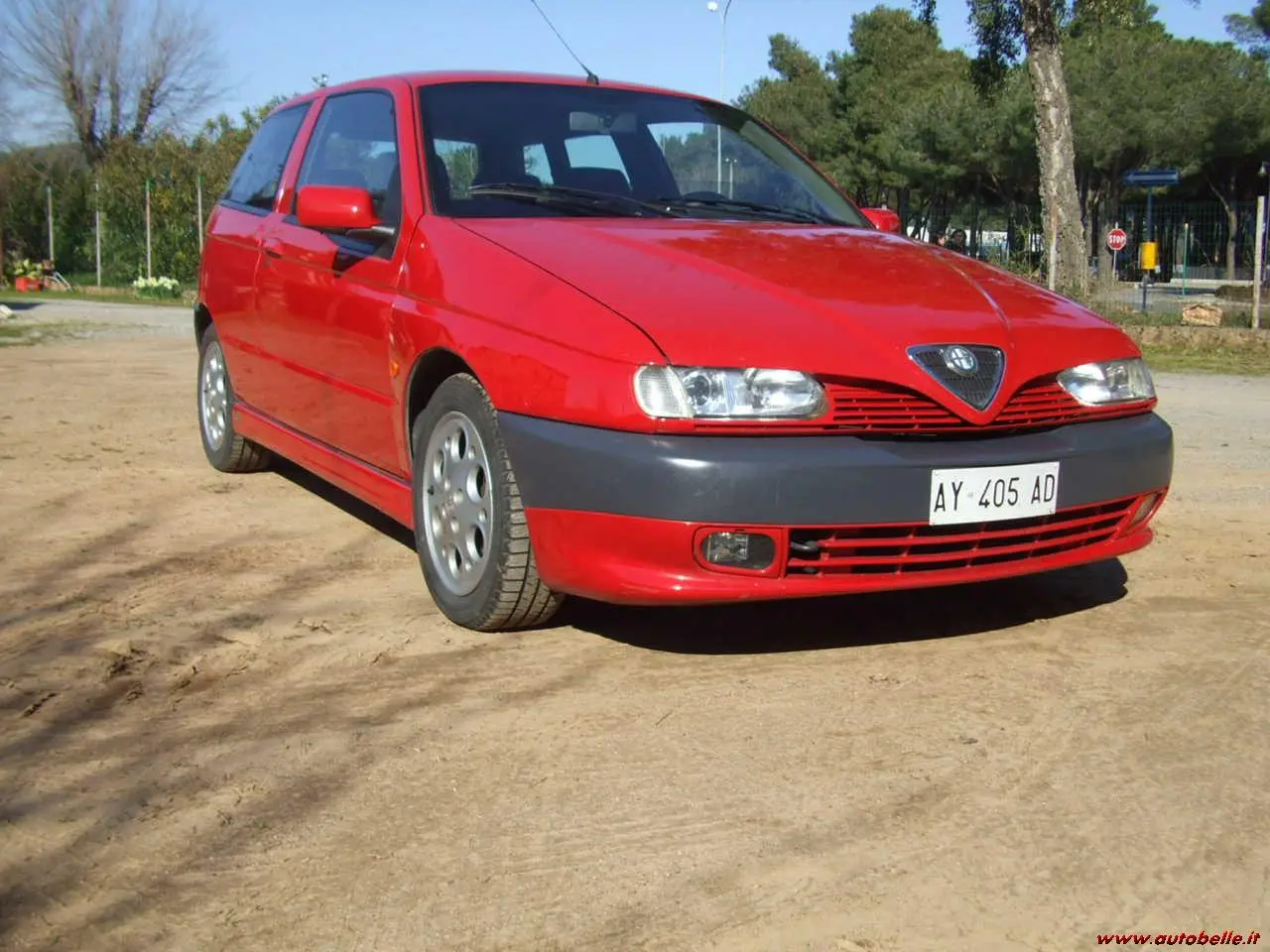 Alfa Romeo 145 145 2.0 16V TwinSpark Quadrifoglio Verde 5