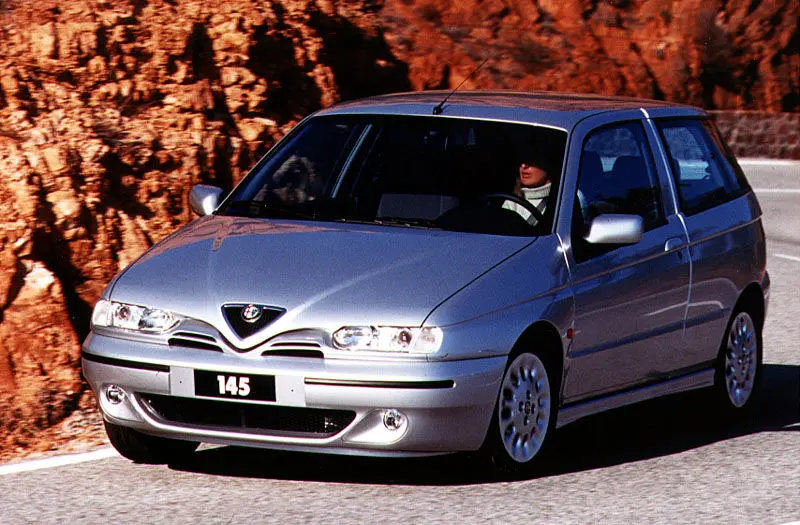 Alfa Romeo 145 145 2.0 Quadrofoglio 5