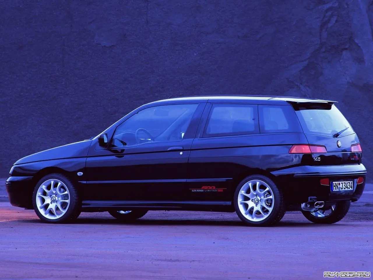 Alfa Romeo 145 145 2.0 Quadrofoglio 3
