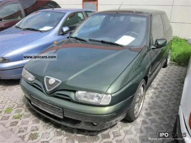 Alfa Romeo 145 145 2.0 Quadrofoglio 4