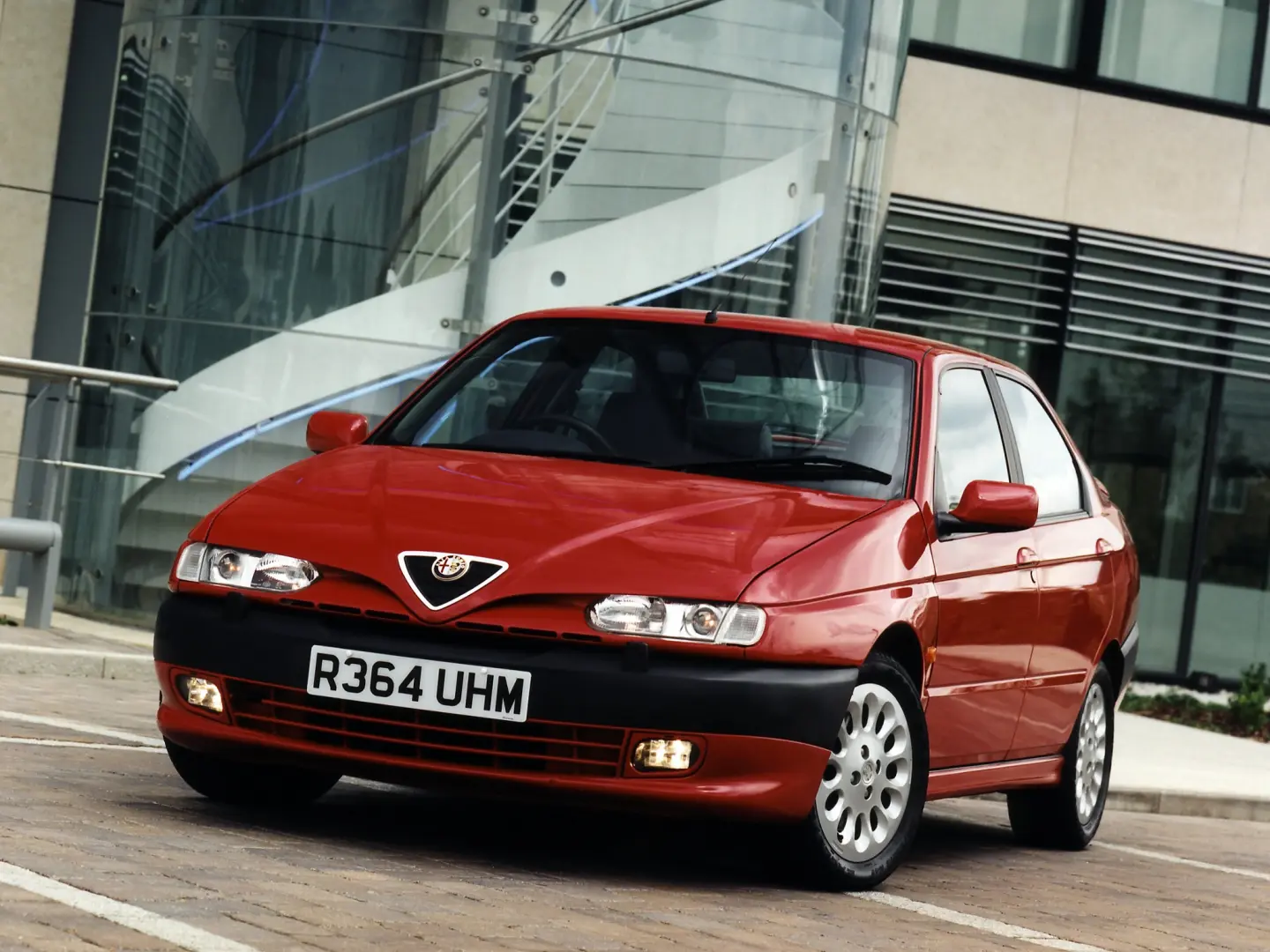 Alfa Romeo 146 146 1.6 L 5