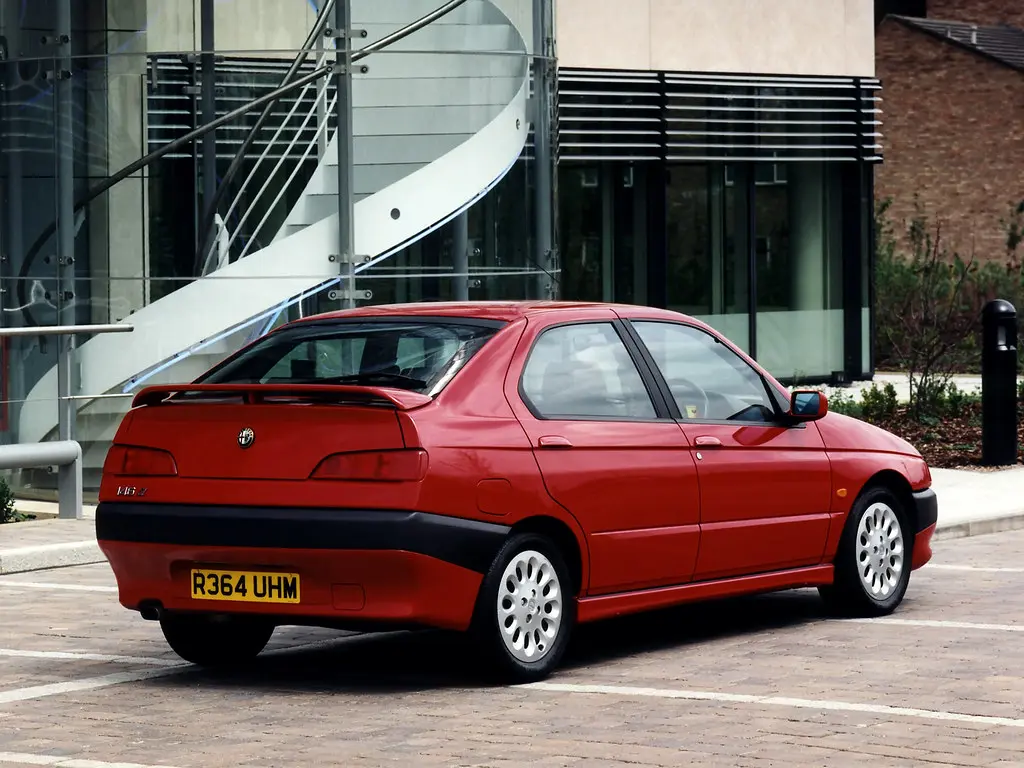 Alfa Romeo 146 146 1.7 16V 0