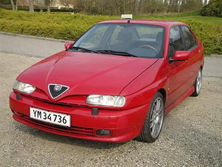 Alfa Romeo 146 146 2.0 ti 5