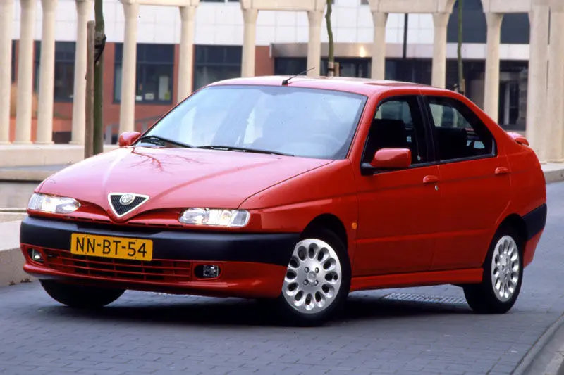 Alfa Romeo 146 146 2.0 ti 6