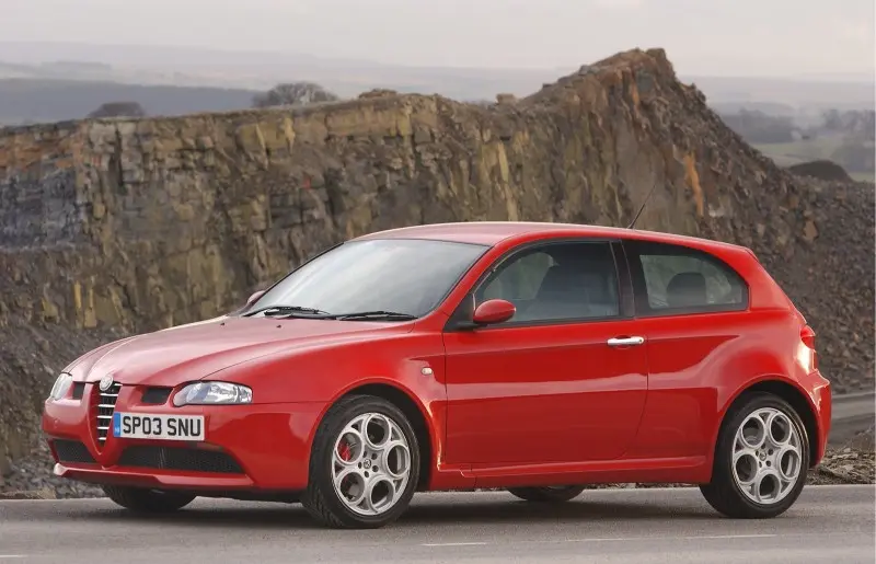 Alfa Romeo 147 147 1.6 TwinSpark Distinctive 1