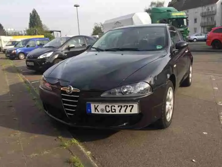 Alfa Romeo 147 147 1.6 TwinSpark Collezione 2