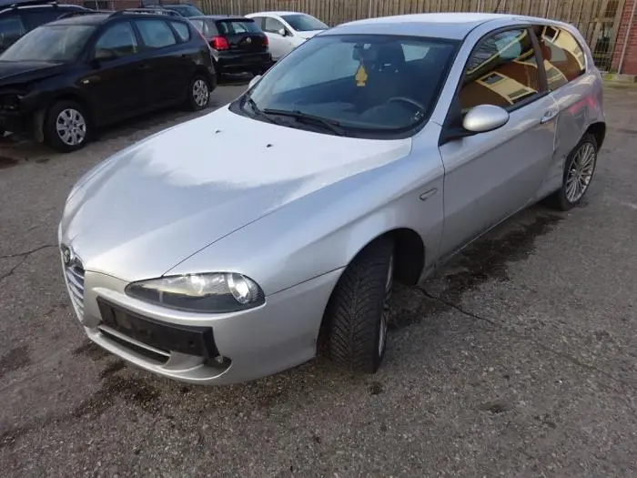 Alfa Romeo 147 147 1.6 TwinSpark Progression 5