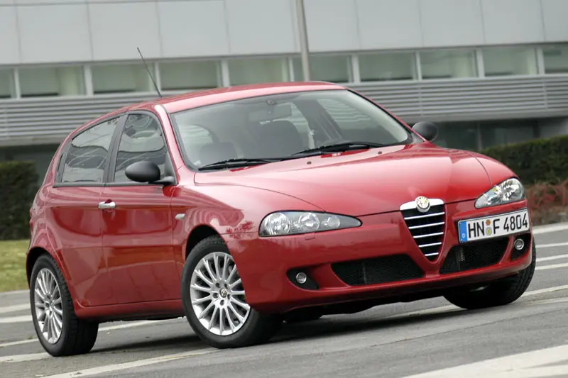 Alfa Romeo 147 147 1.6 TwinSpark Distinctive 0