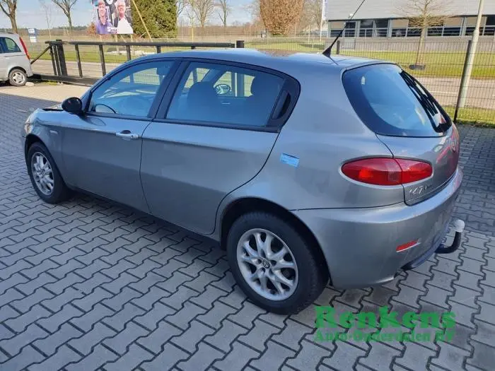Alfa Romeo 147 147 1.6 TwinSpark Progression 4