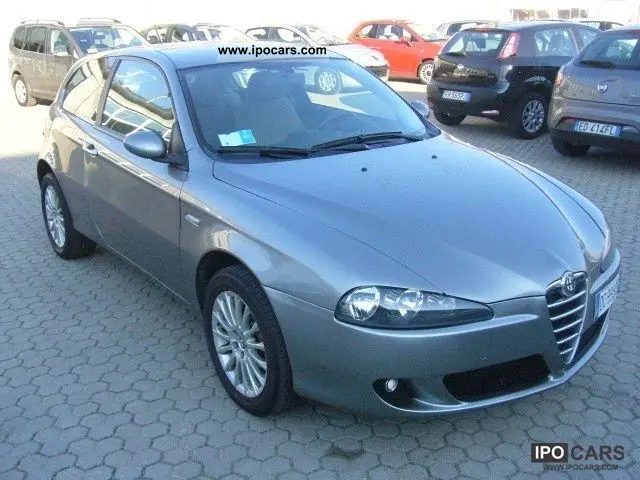 Alfa Romeo 147 147 1.9 JTD 16V Q2 5