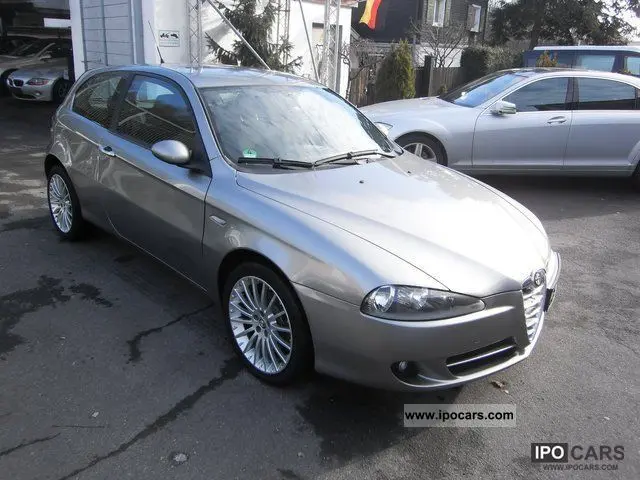 Alfa Romeo 147 147 1.9 JTD 16V Q2 5