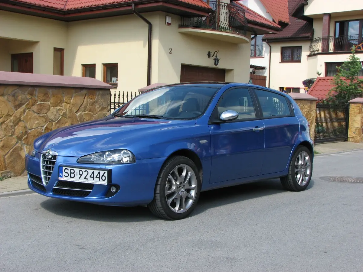 Alfa Romeo 147 147 2.0 TwinSpark Black Line Selespeed 1