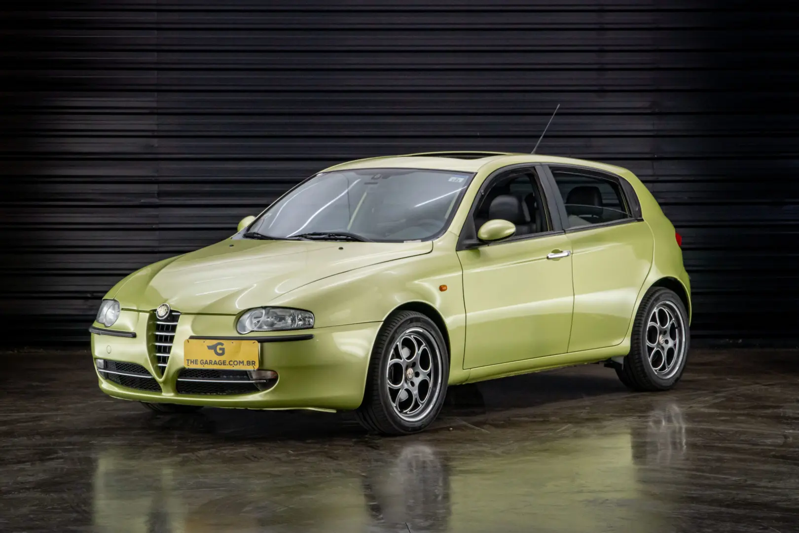 Alfa Romeo 147 147 2.0 TwinSpark Distinctive Selespeed 0