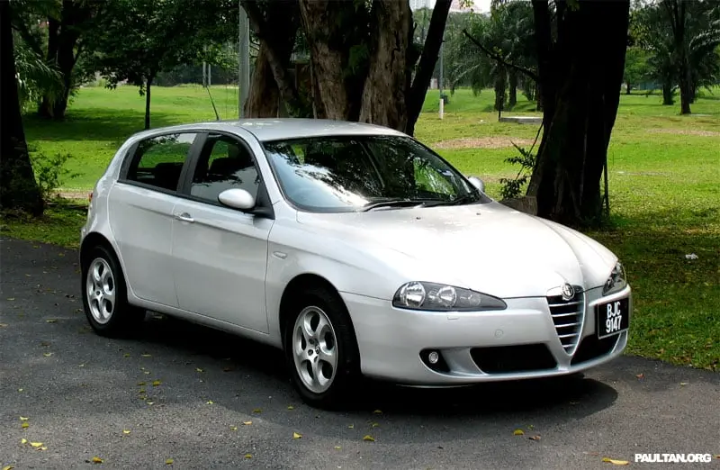 Alfa Romeo 147 147 2.0 TwinSpark Distinctive Selespeed 0