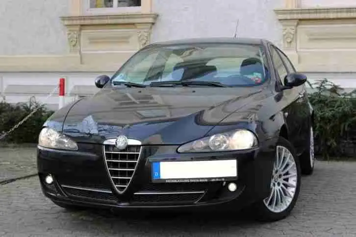 Alfa Romeo 147 147 2.0 TwinSpark Distinctive Selespeed 0