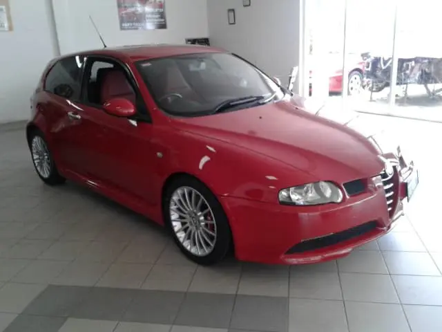 Alfa Romeo 147 147 3.2 GTA 6
