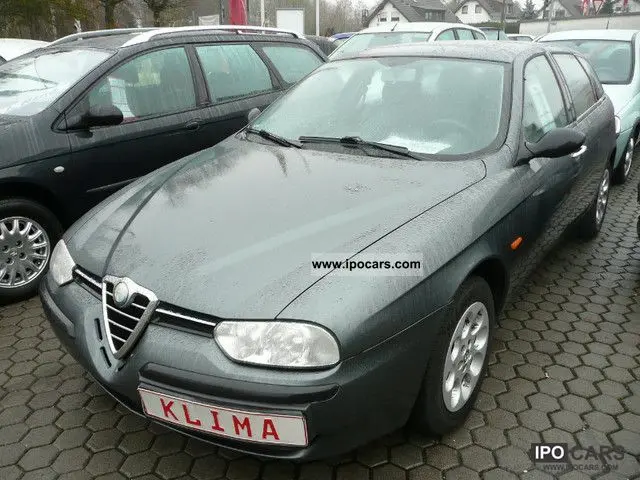 Alfa Romeo 156 156 1.6 16V TwinSpark Distinctive 4