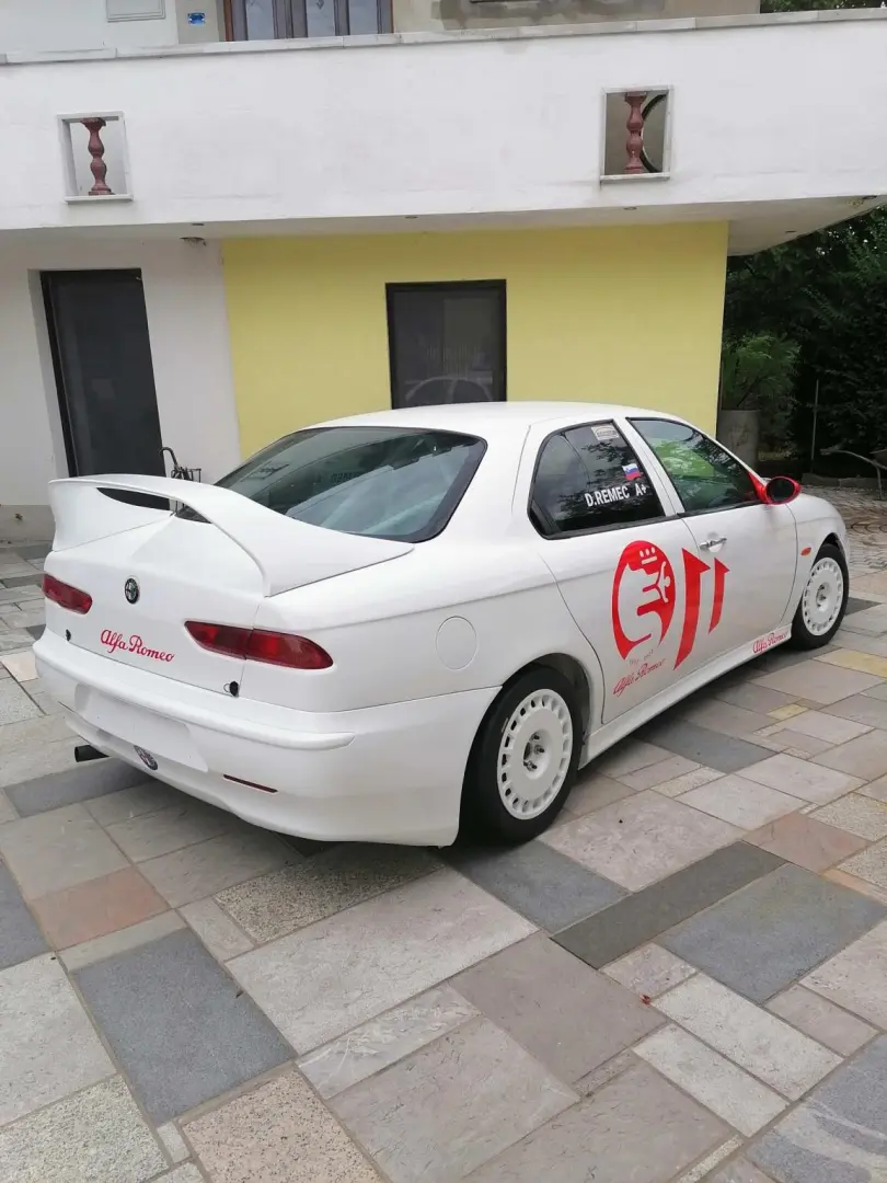 Alfa Romeo 156 156 1.6 16V TwinSpark Distinctive 2