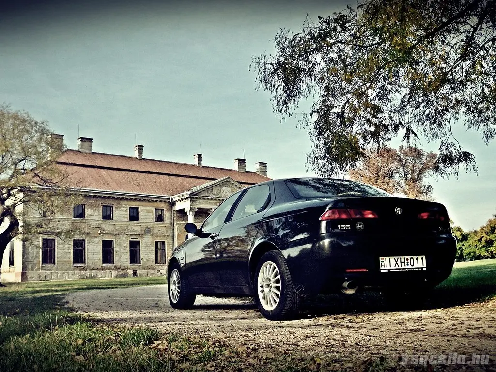 Alfa Romeo 156 156 2.0 JTS Distinctive Selespeed 1