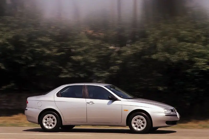 Alfa Romeo 156 156 2.5 V6 24V Distinctive 4