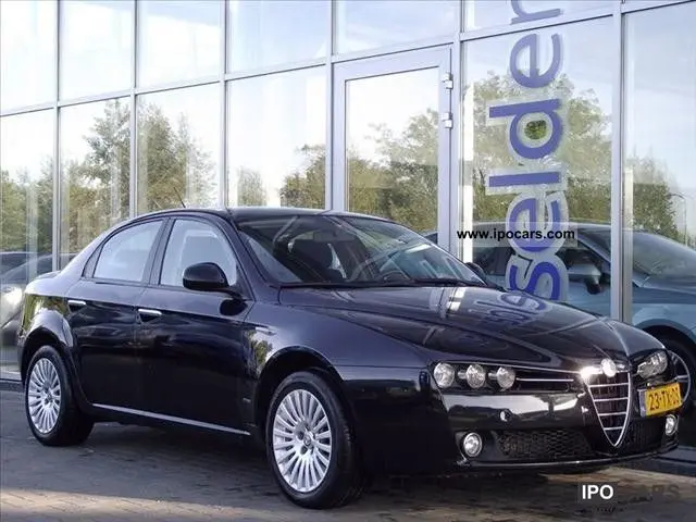 Alfa Romeo 159 159 1.8 MPI Distinctive 0
