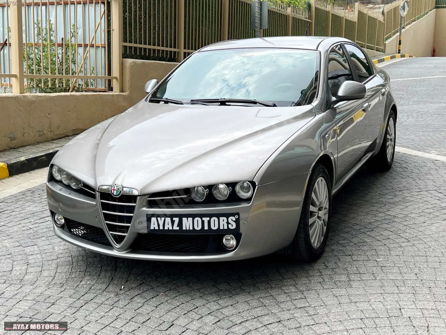 Alfa Romeo 159 159 3.2 JTS V6 Q4 Distinctive 4