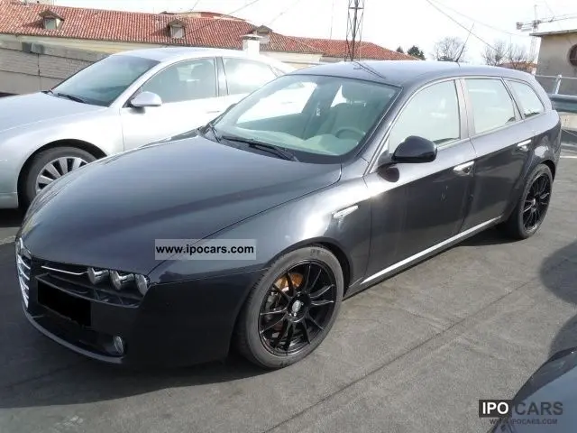 Alfa Romeo 159 159 Sport Wagon 1.9 JTD Distinctive 4