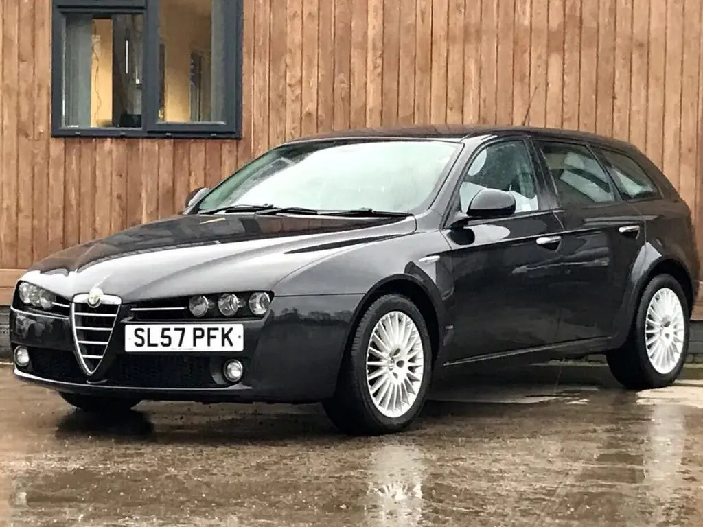 Alfa Romeo 159 159 Sport Wagon 1.9 JTS Distinctive 2