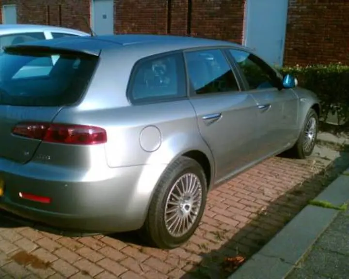 Alfa Romeo 159 159 Sport Wagon 1.9 JTD Distinctive 4