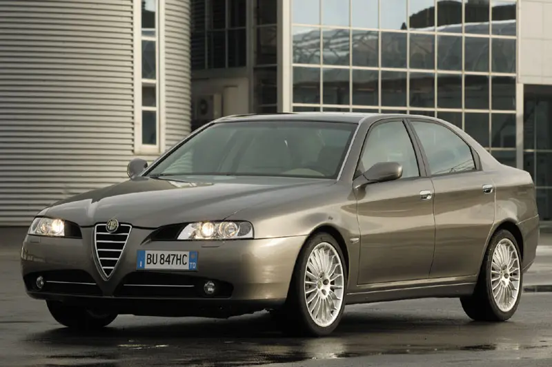 Alfa Romeo 166 166 2.0 TwinSpark Distinctive 4