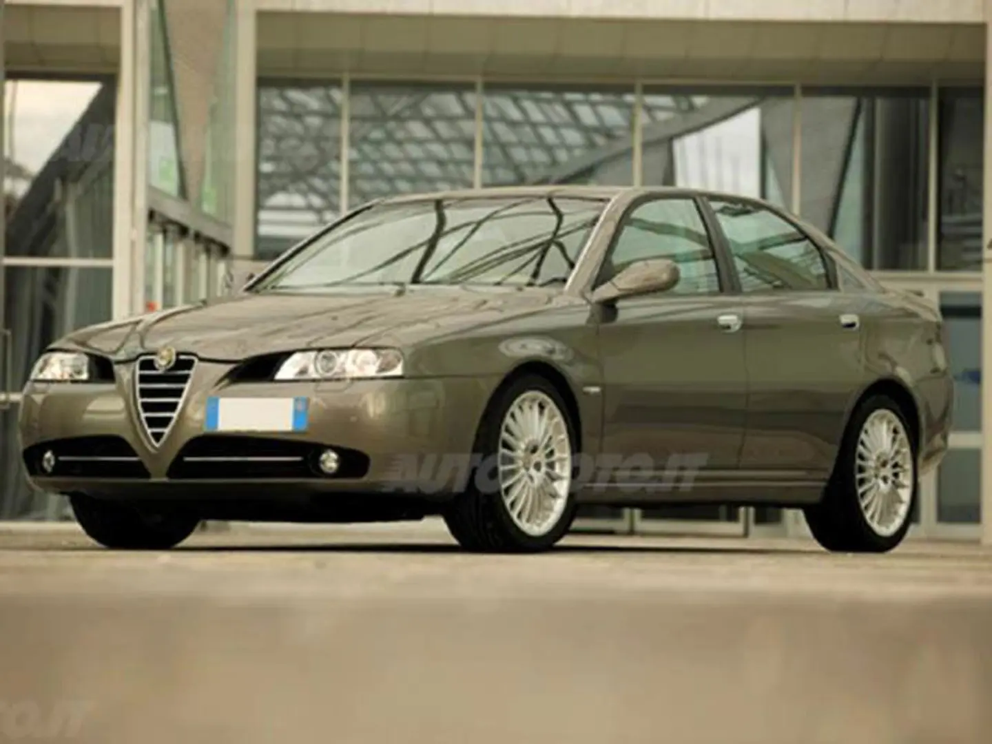 Alfa Romeo 166 166 3.0 V6 24V Sportronic 4