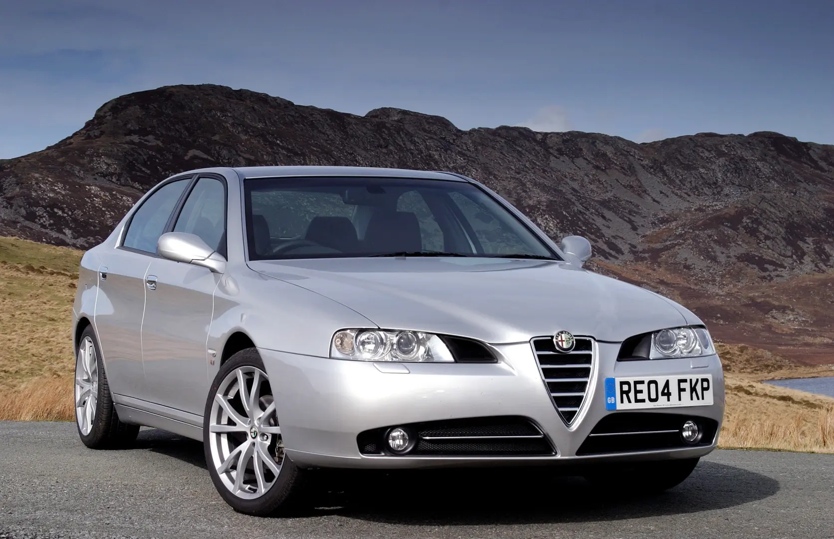 Alfa Romeo 166 166 3.0 V6 Distinctive 2