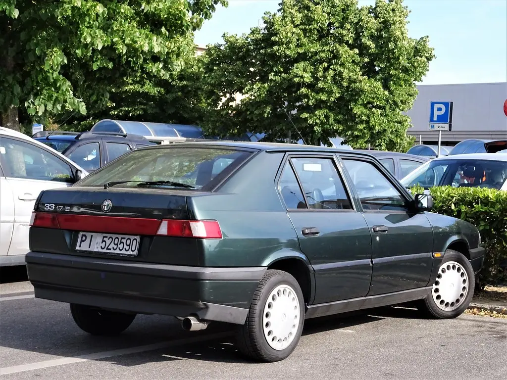 Alfa Romeo 33 33 1.7 I.E. 4