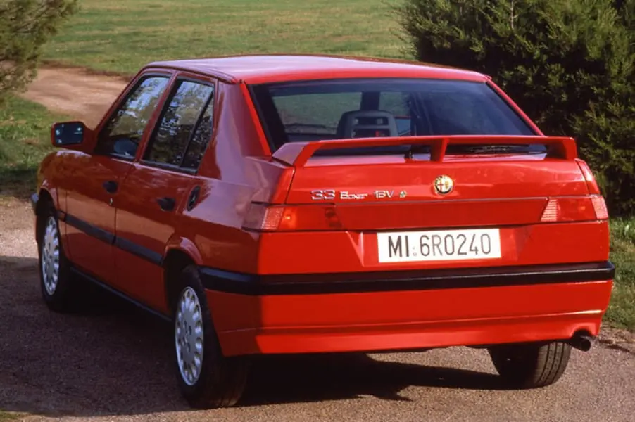 Alfa Romeo 33 33 1.7 I.E. 16V Quadrifoglio Verde 6