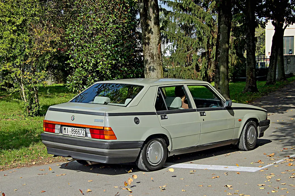 Alfa Romeo 75 75 1.6 3