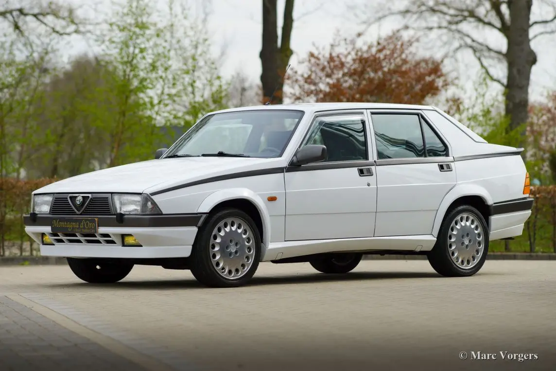 Alfa Romeo 75 75 2.0 TwinSpark 2