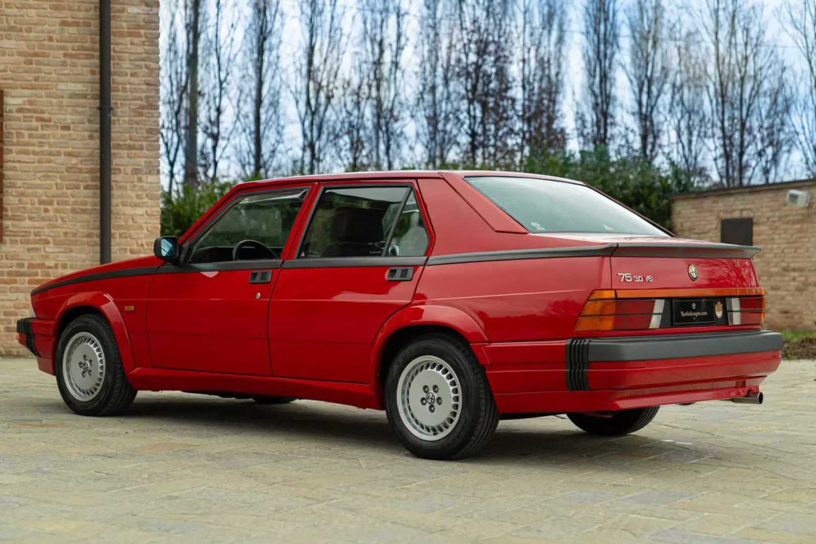 Alfa Romeo 75 75 3.0 V6 America 0