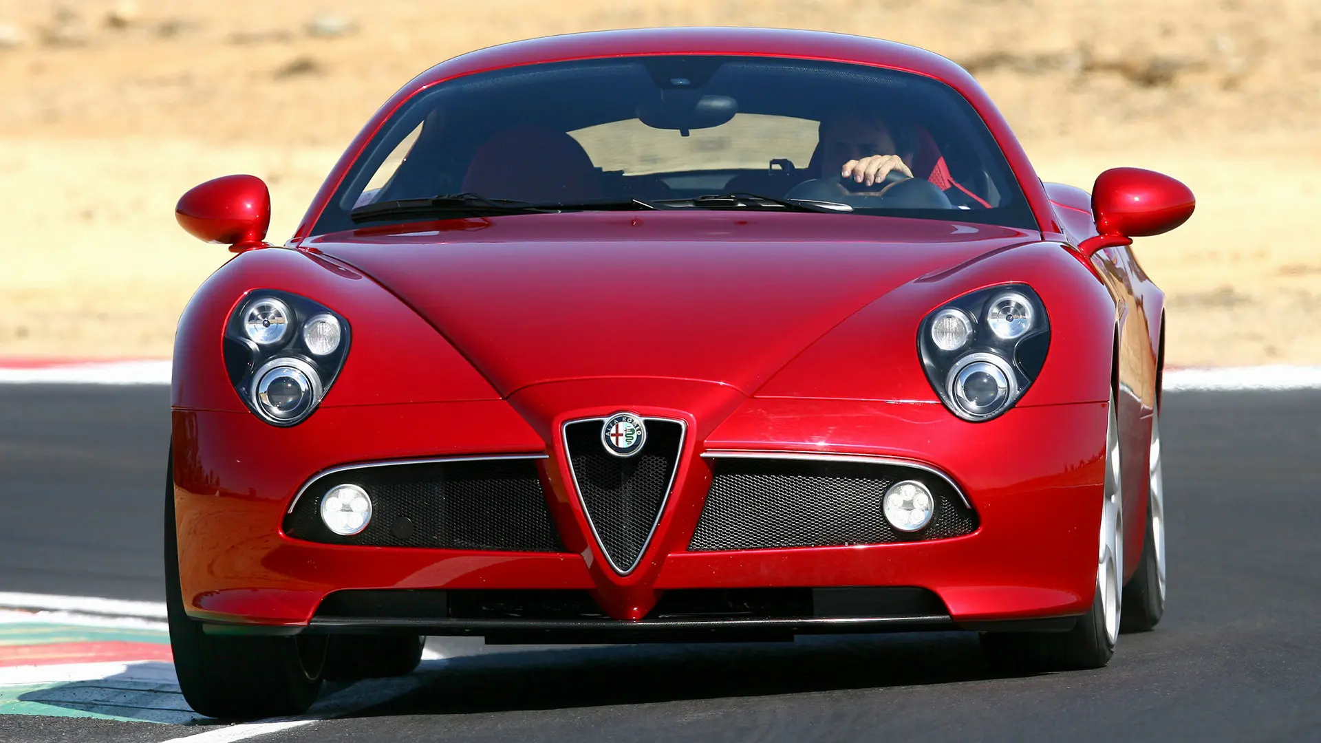 Alfa Romeo 8C 8C 4.7 V8 Competizione 7