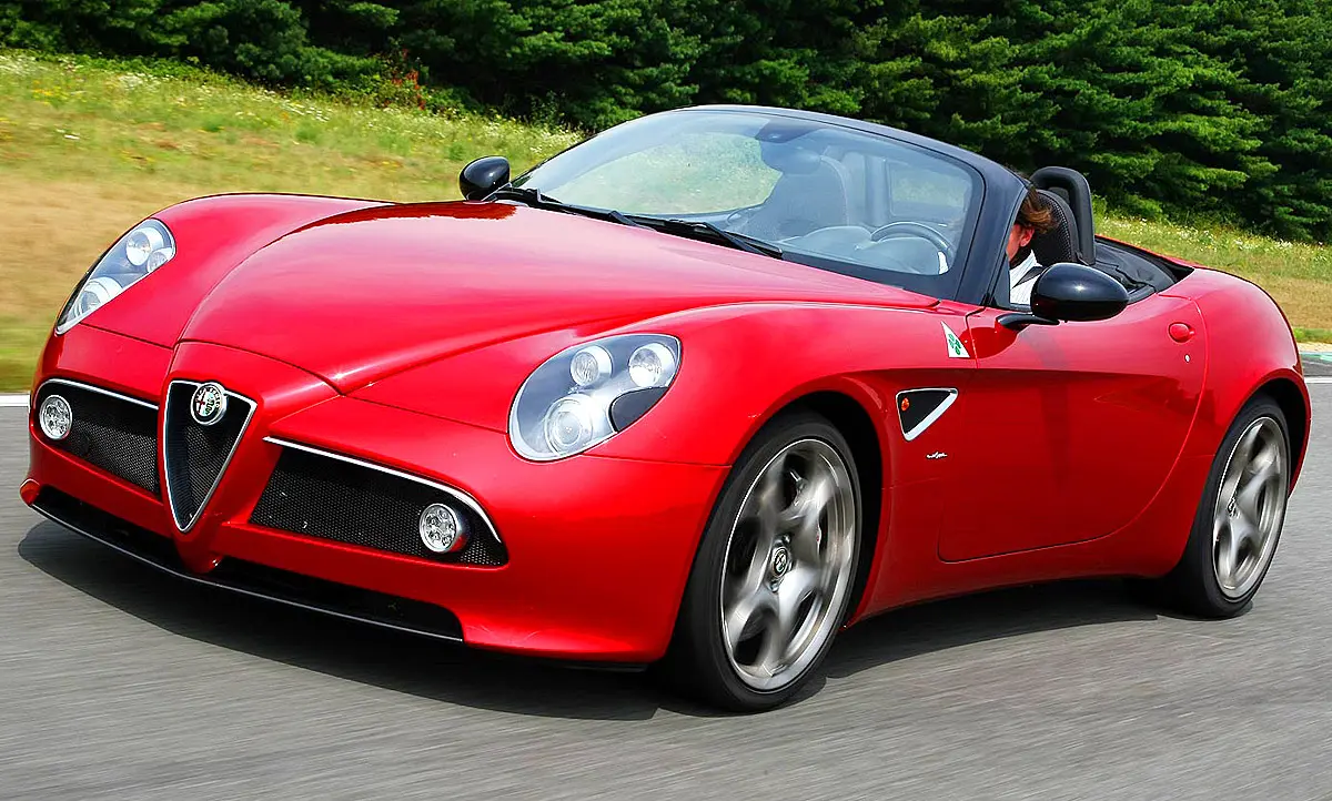 Alfa Romeo 8C 8C Spider 4.7 V8 Competizione 3