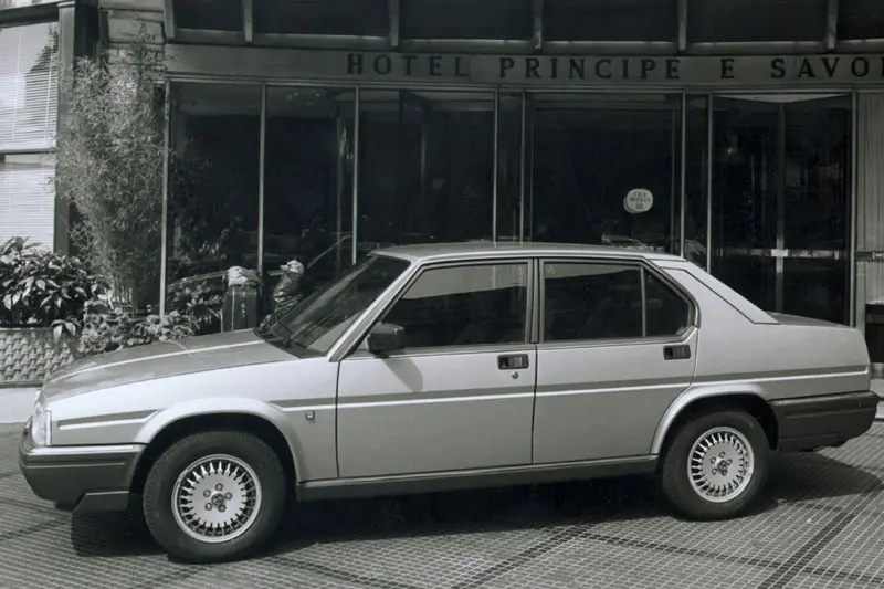 Alfa Romeo 90 90 2.4 Turbo 1