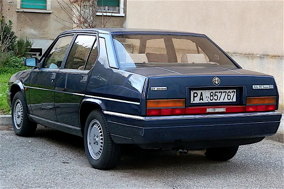 Alfa Romeo 90 90 2.4 Turbo 2