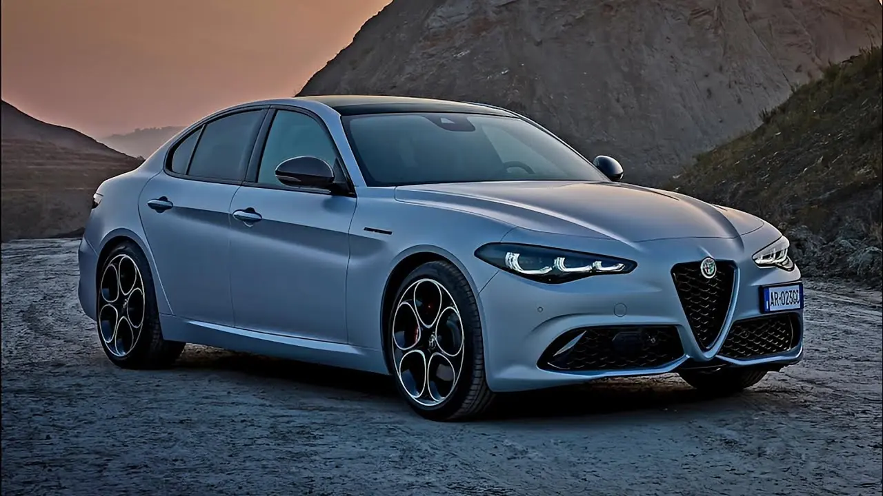 Alfa Romeo Giulia Giulia 2.0 Competizione AWD 3