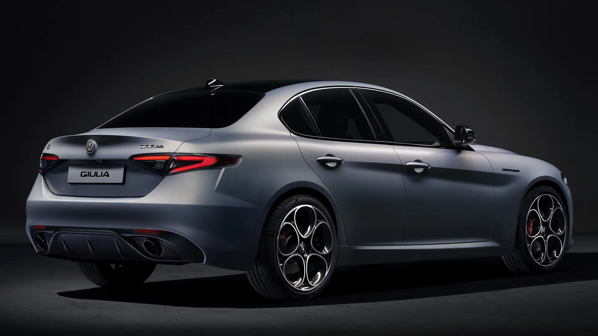 Alfa Romeo Giulia Giulia 2.0 Competizione AWD 4