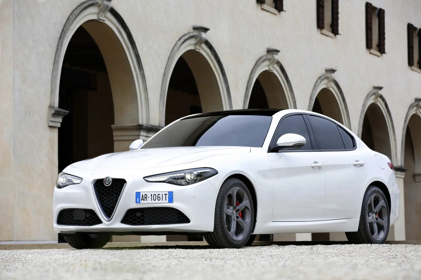 Alfa Romeo Giulia Giulia 2.0 Super 4
