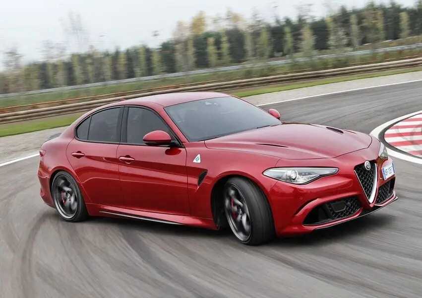 Alfa Romeo Giulia Giulia 2.0 Turbo Sprint 4